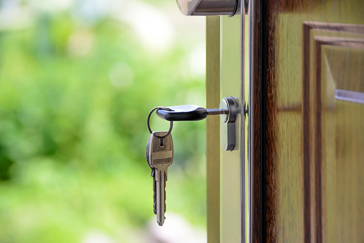 A2B Locks are able to provide local locksmiths in Livingston to repair your broken locks. 